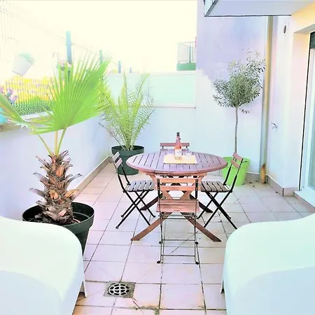 Caporizon-alai-t2 Grande Terrasse Proche Gare أُنْداي